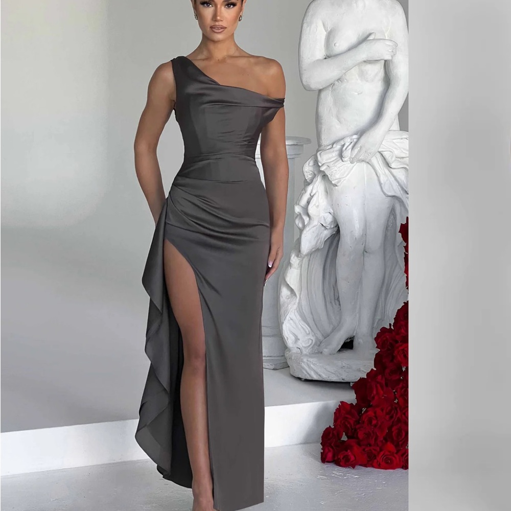Gray Ruched One-Shoulder Cocktail Gown